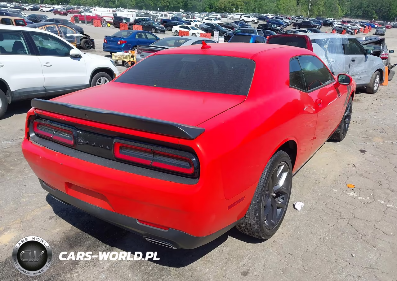 2021 Dodge Challenger Sxt VIN:2C3CDZAG8MH510345 - 4
