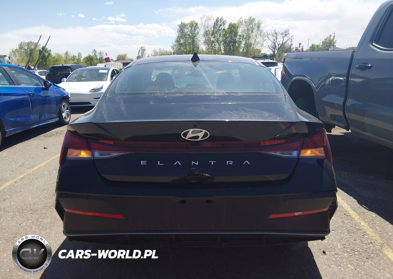 2025 Hyundai Elantra Se VIN:KMHLL4DG8SU041681 - 16