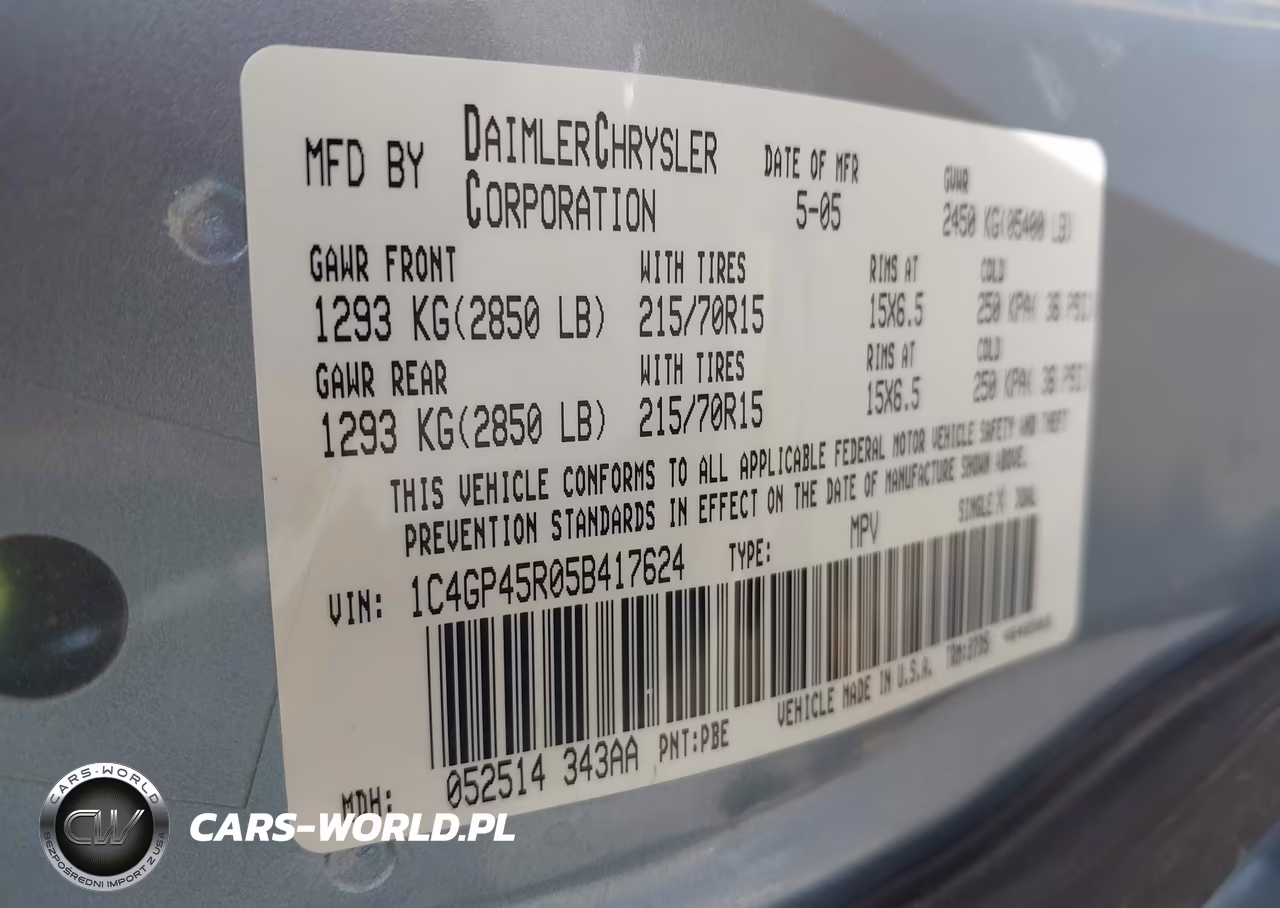 2005 Chrysler Town & Country VIN:1C4GP45R05B417624 - 9