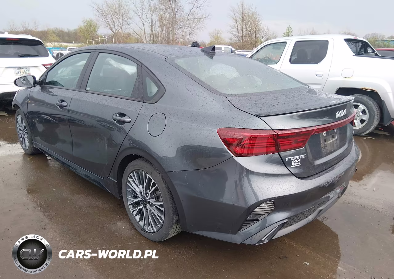 2023 Kia Forte Gt-Line VIN:3KPF54AD1PE642815 - 3
