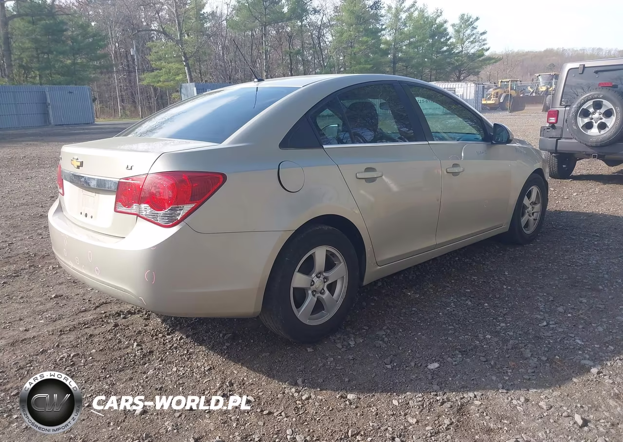 2014 Chevrolet Cruze Lt VIN:1G1PK5SBXE7398877 - 4