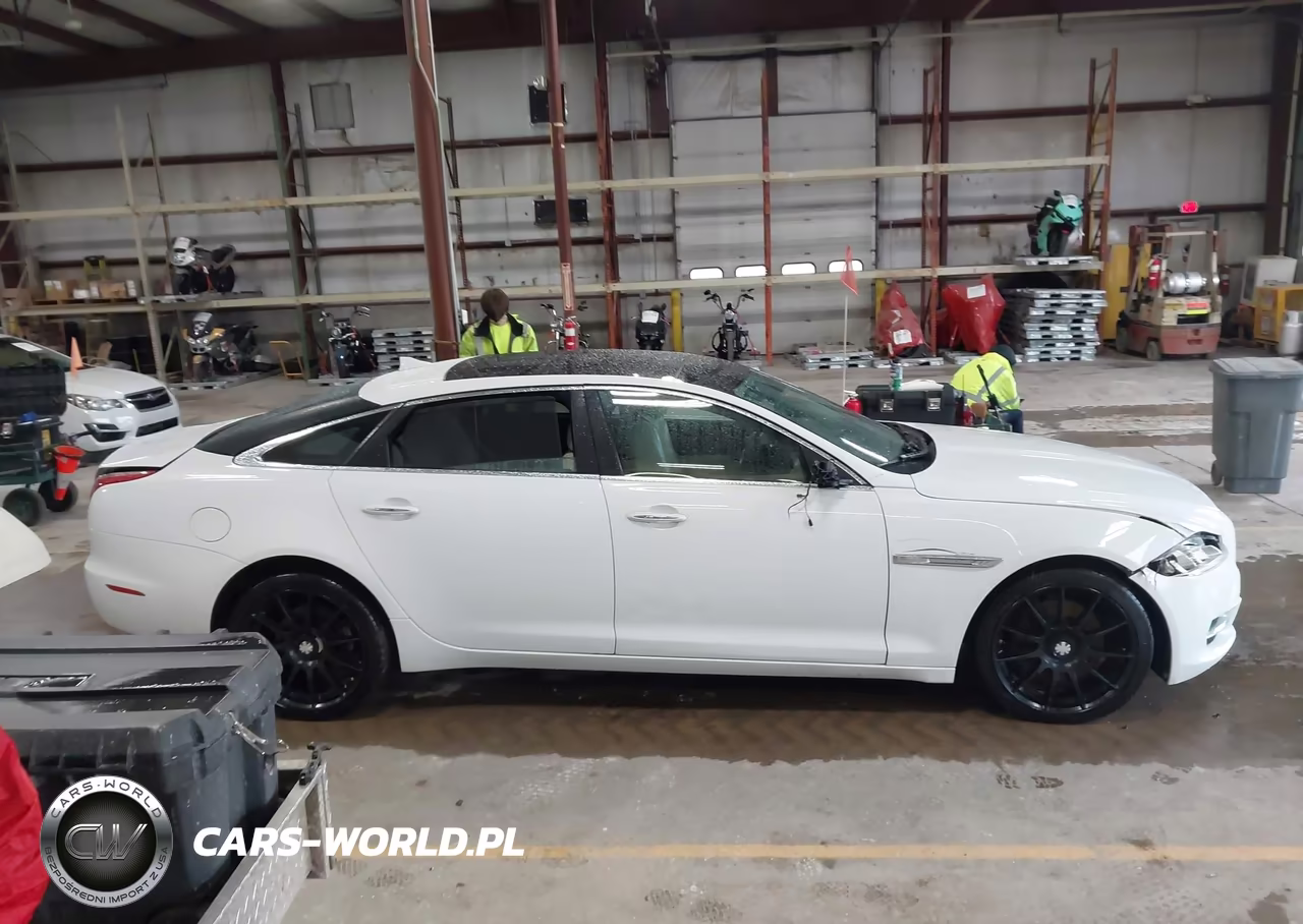 2015 Jaguar Xj Xjl Portfolio VIN:SAJWJ2GD2F8V83338 - 13