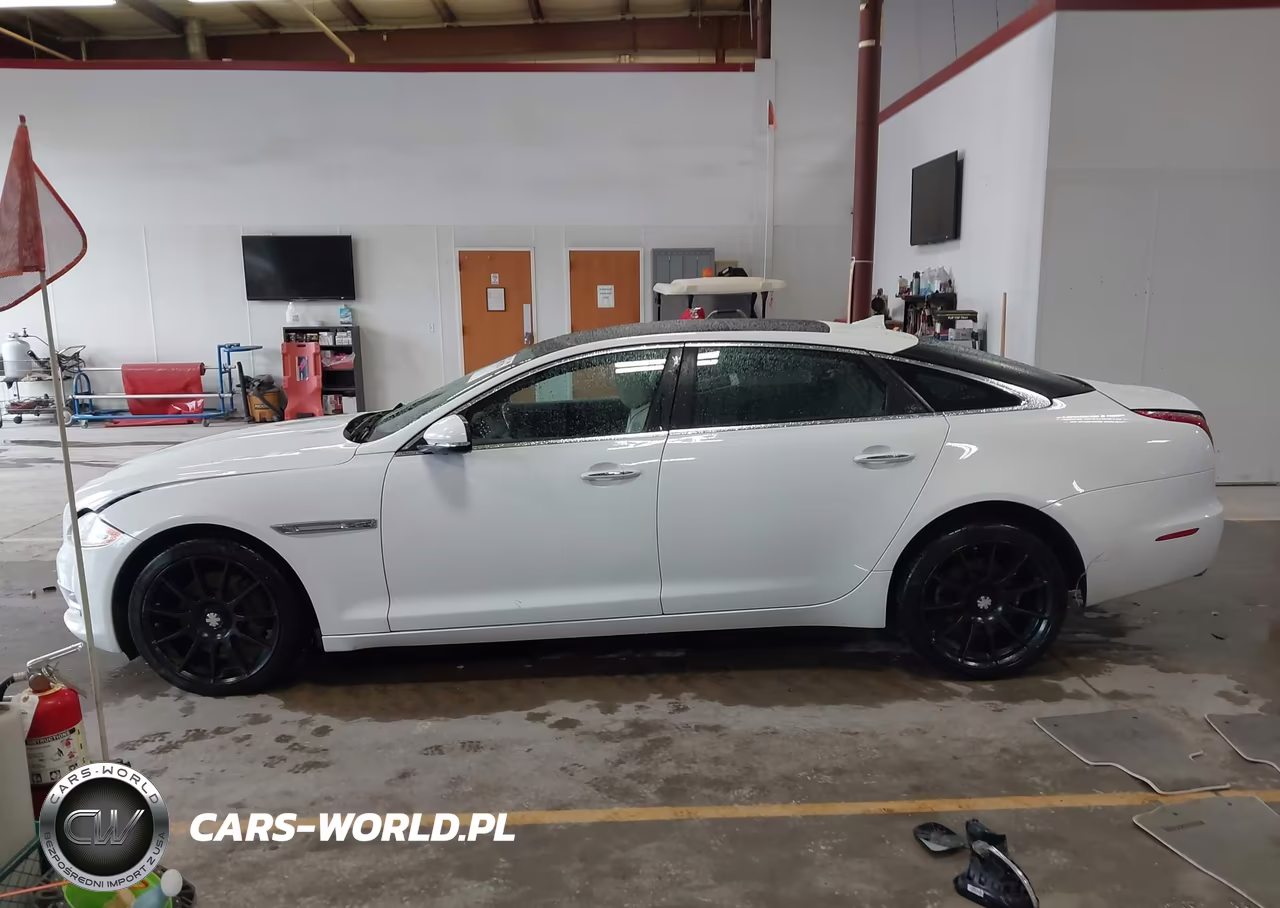 2015 Jaguar Xj Xjl Portfolio VIN:SAJWJ2GD2F8V83338 - 14
