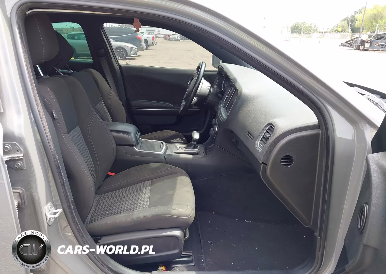 2023 Dodge Charger Sxt VIN:2C3CDXBG6PH636212 - 5
