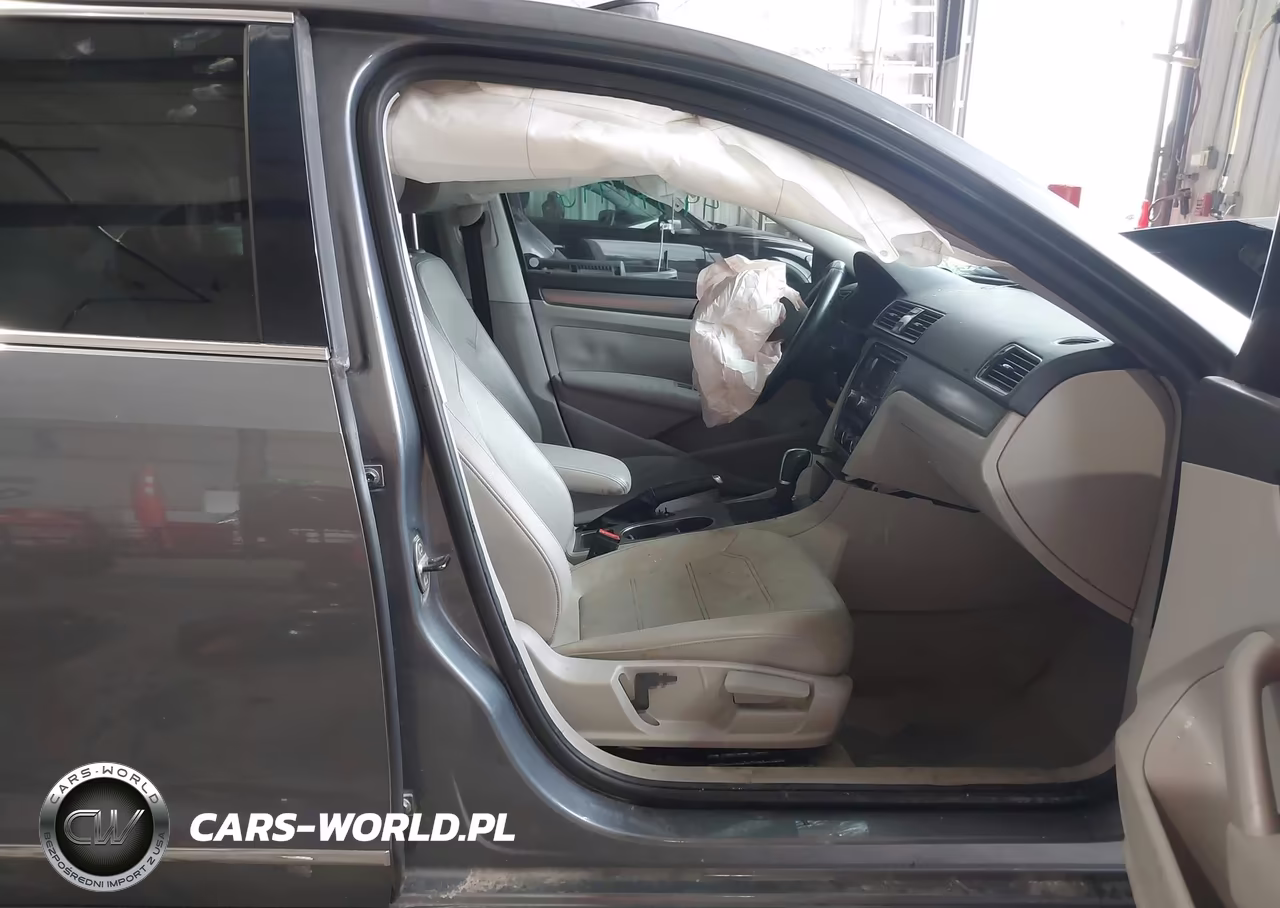 2014 Volkswagen Passat 2.0L Tdi Se VIN:1VWBN7A39EC085094 - 5
