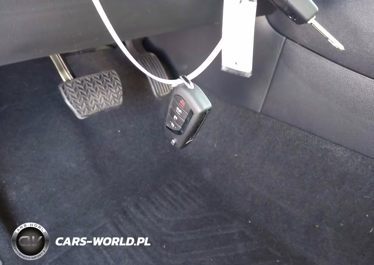 2025 Toyota Corolla Le VIN:5YFB4MDE4SP340447 - 11