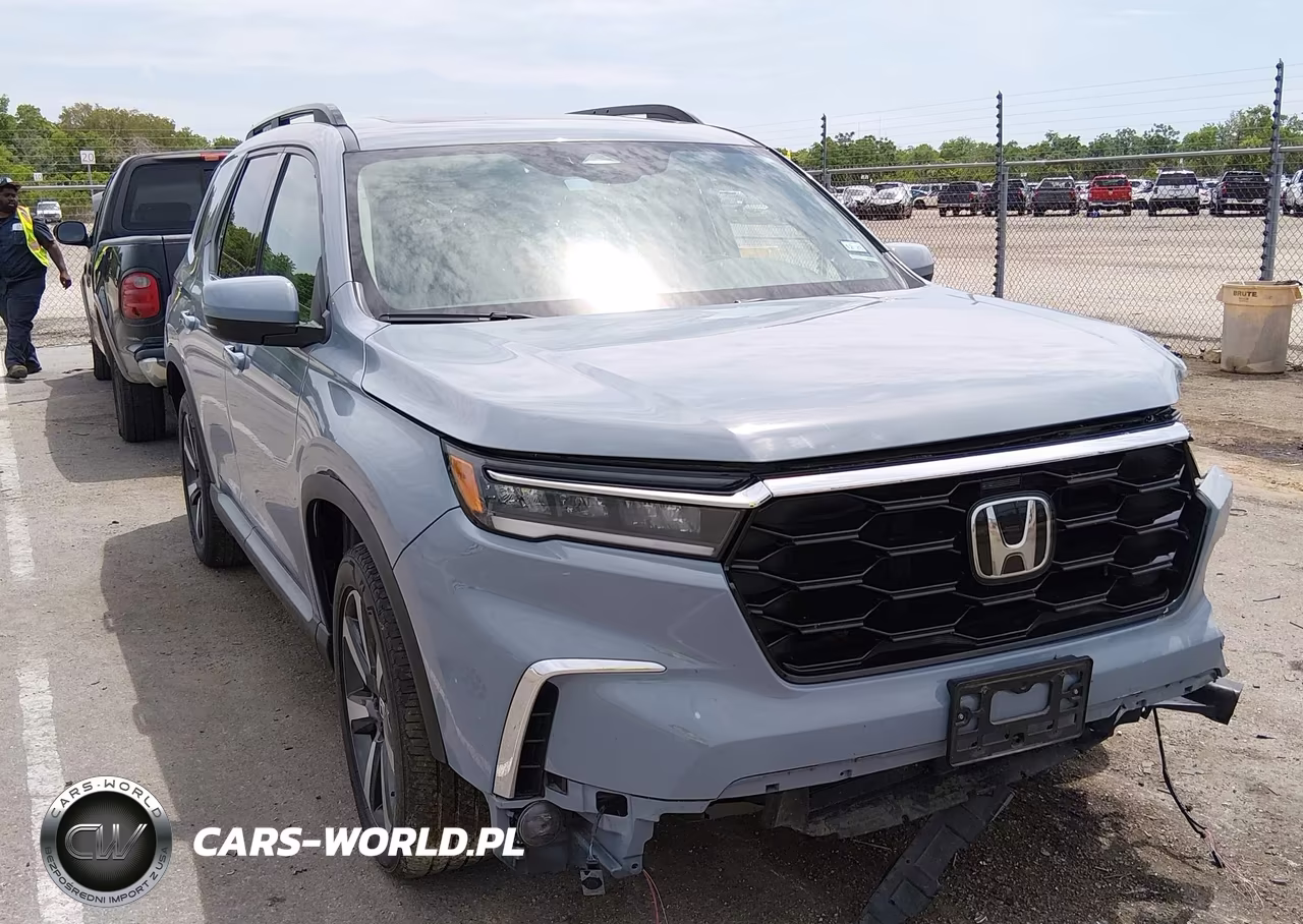 2024 Honda Pilot Touring