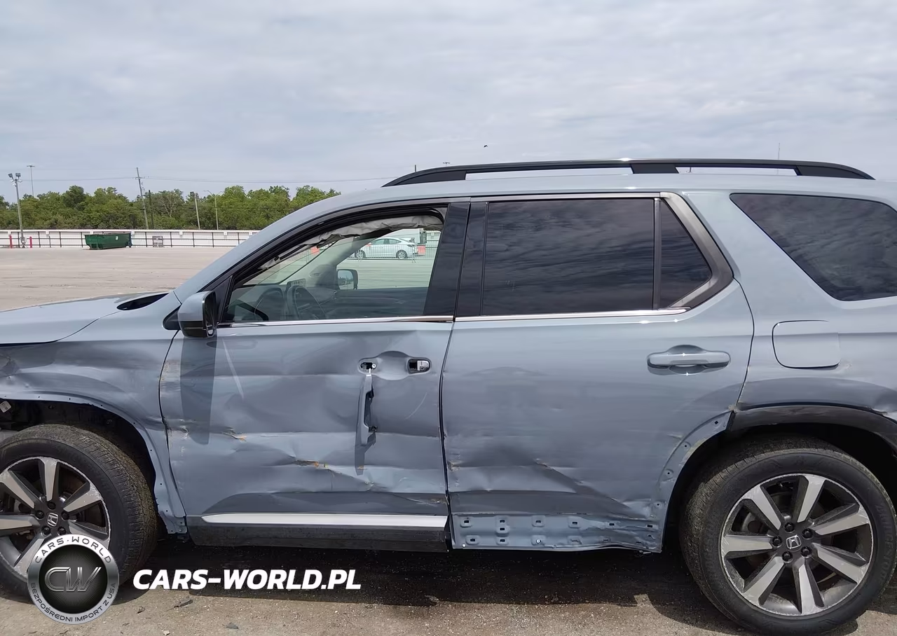 2024 Honda Pilot Touring VIN:5FNYG1H72RB018858 - 15