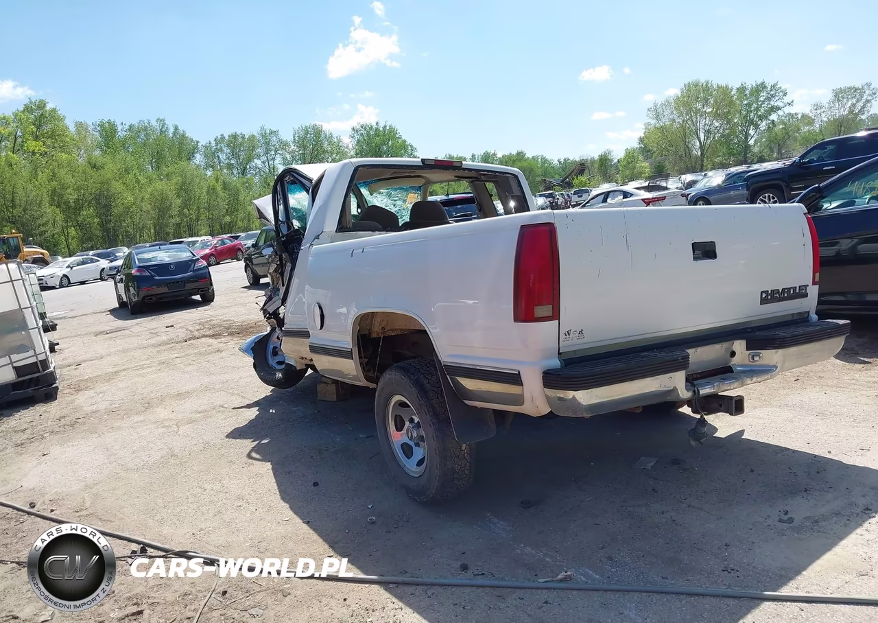 1998 Chevrolet C1500 Fleetside VIN:1GCEC19R9WR138368 - 3