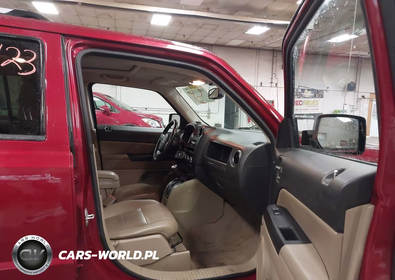 2016 Jeep Patriot High Altitude Edition VIN:1C4NJRFB3GD610820 - 5