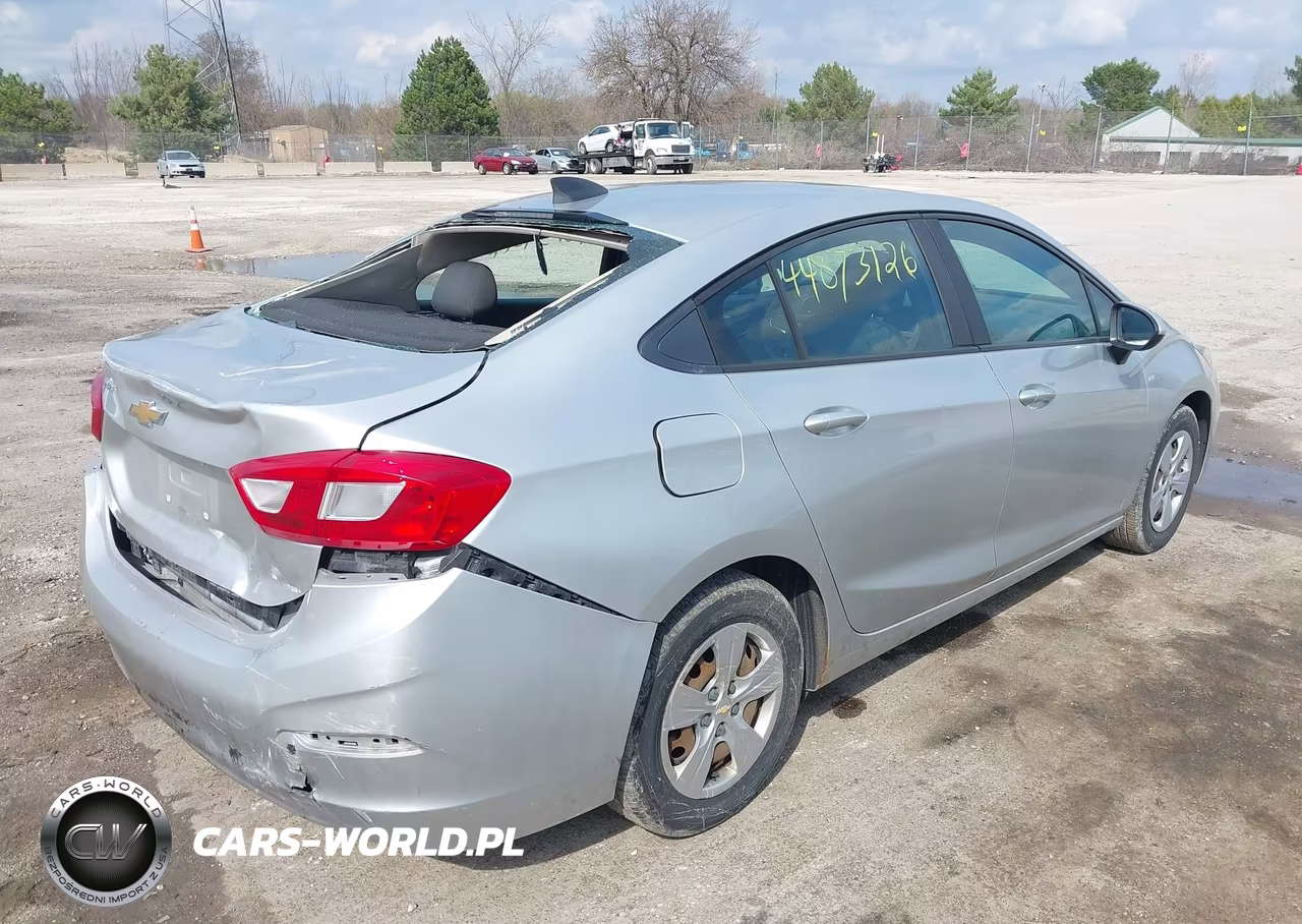 2017 Chevrolet Cruze Ls Auto VIN:3G1BC5SM7HS521694 - 4