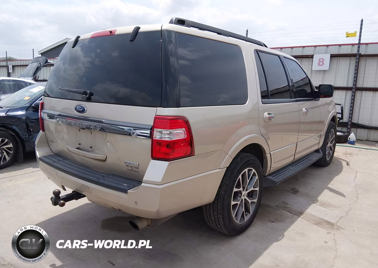 2017 Ford Expedition Xlt VIN:1FMJU1HT8HEA67985 - 4
