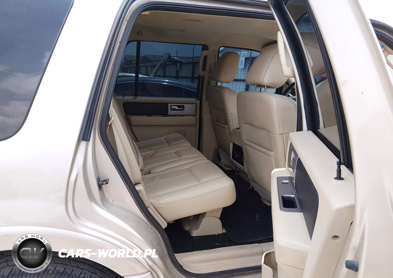 2017 Ford Expedition Xlt VIN:1FMJU1HT8HEA67985 - 8