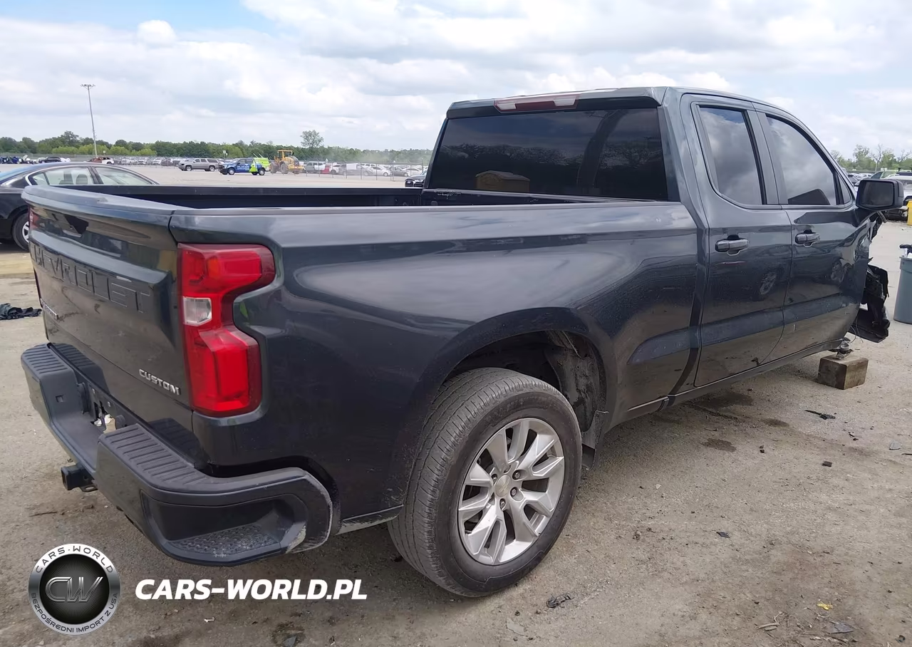 2019 Chevrolet Silverado 1500 Custom VIN:1GCRWBEF6KZ313910 - 4