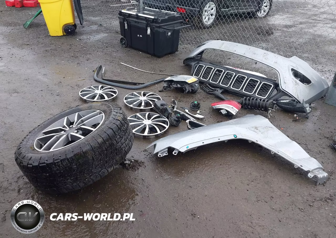 2021 Jeep Grand Cherokee Limited 4X4 VIN:1C4RJFBG4MC699543 - 12