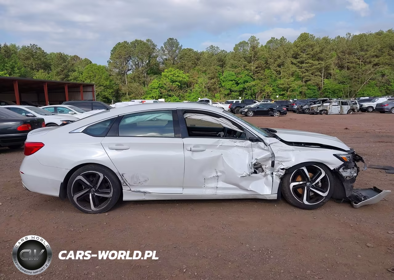 2018 Honda Accord Sport VIN:1HGCV1F34JA099716 - 14