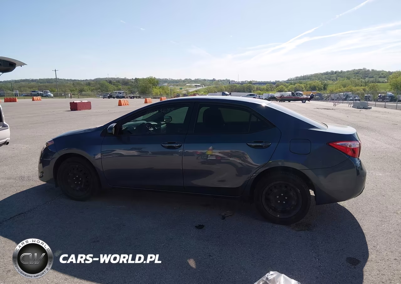 2019 Toyota Corolla Le VIN:5YFBURHE0KP942009 - 15