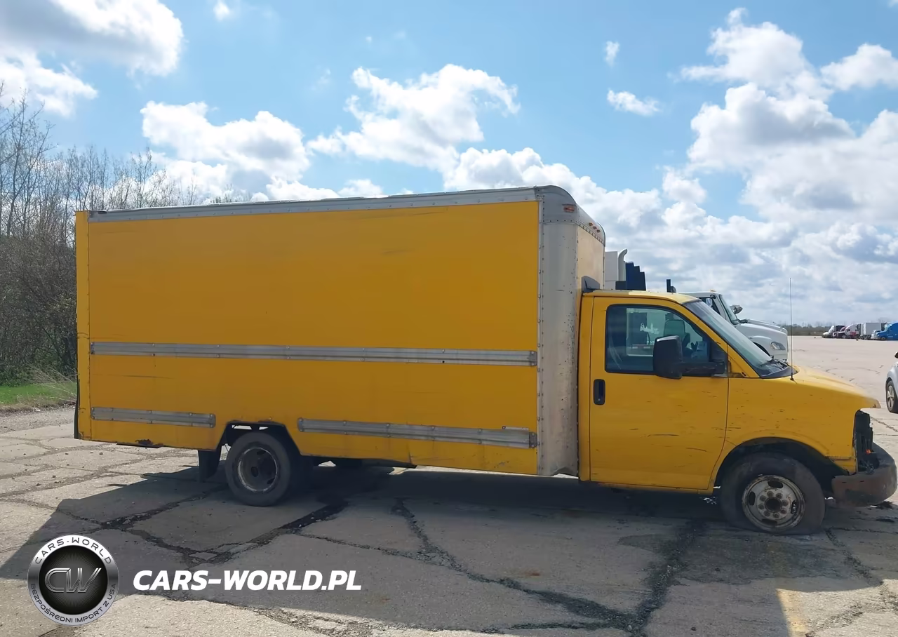 2010 GMC Savana Cutaway Work Van VIN:1GD6G4BG3A1900583 - 14