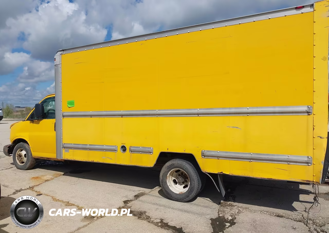 2010 GMC Savana Cutaway Work Van VIN:1GD6G4BG3A1900583 - 15