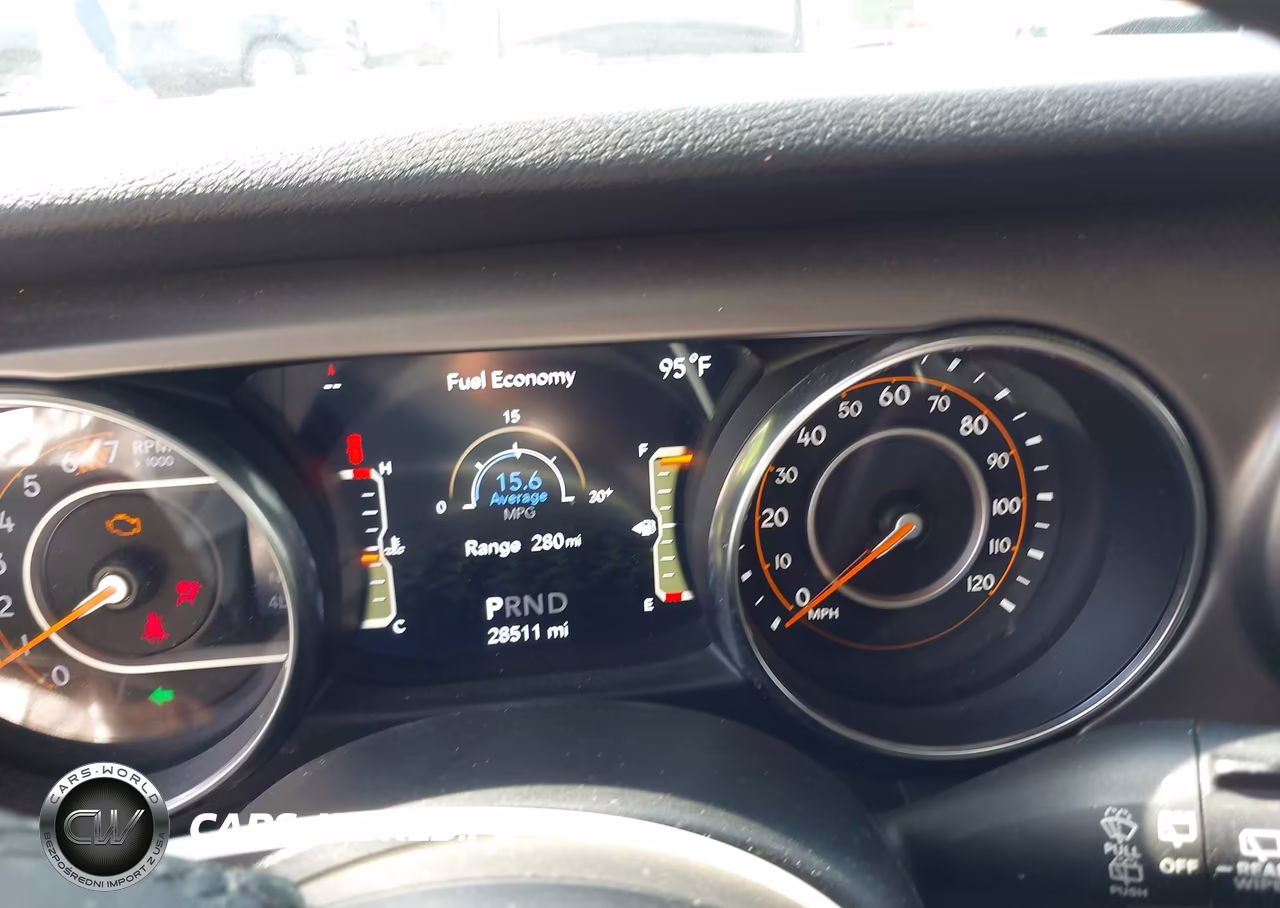 2019 Jeep Wrangler Unlimited Sport S 4X4 VIN:1C4HJXDN1KW683700 - 7