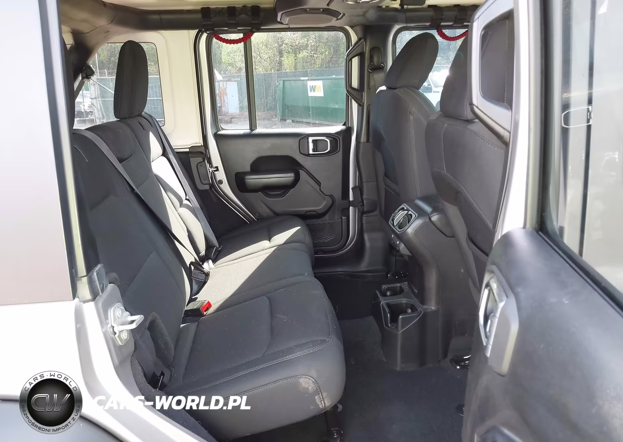2019 Jeep Wrangler Unlimited Sport S 4X4 VIN:1C4HJXDN1KW683700 - 8