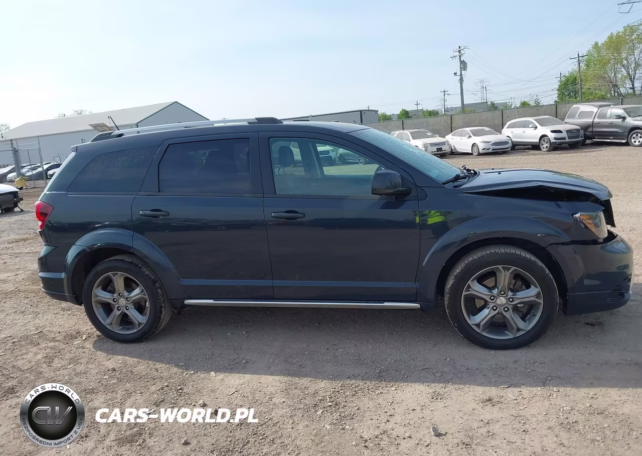 2017 Dodge Journey Crossroad Plus VIN:3C4PDCGG0HT684960 - 13
