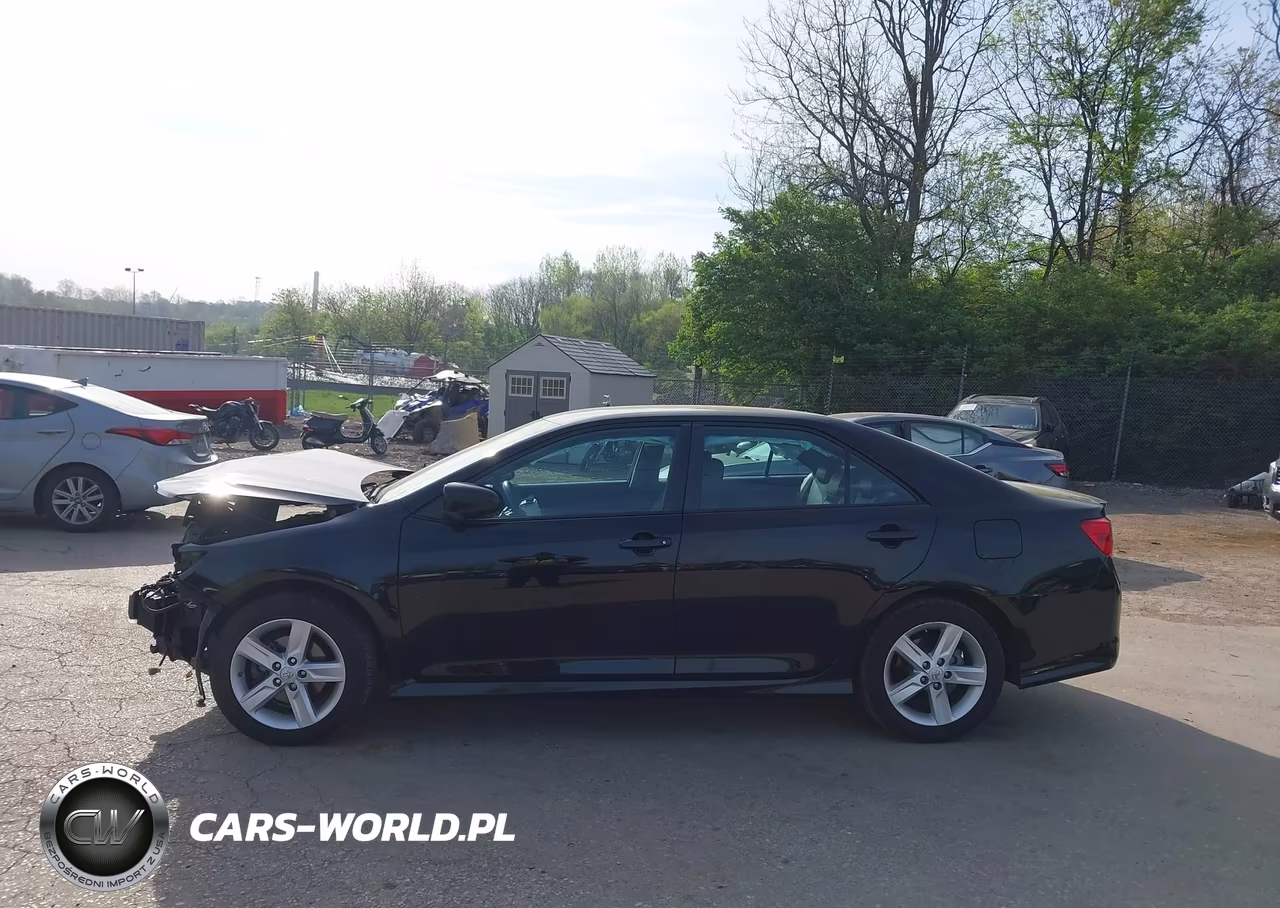 2014 Toyota Camry Se VIN:4T1BF1FK1EU460382 - 14