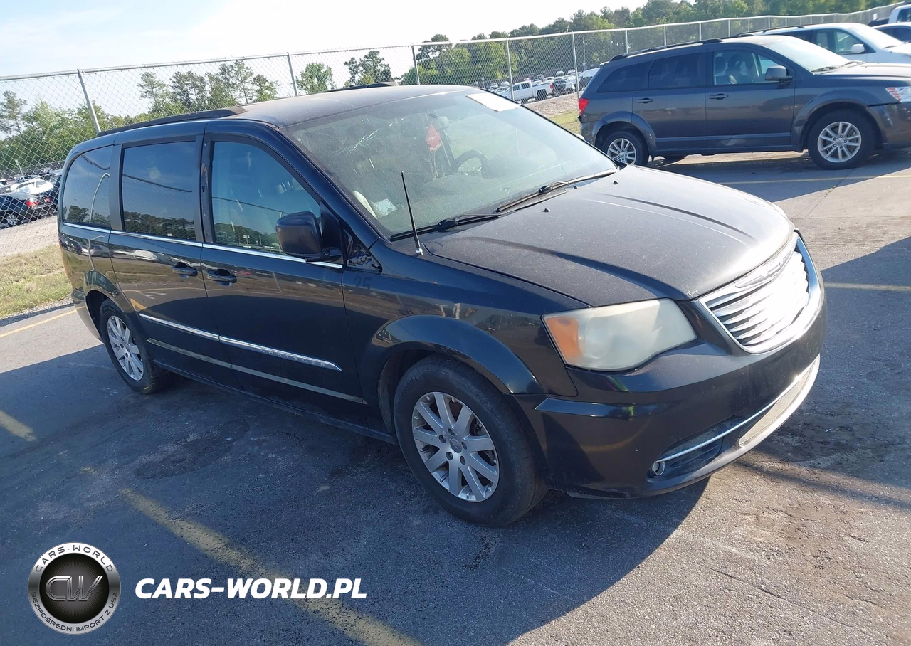 2014 Chrysler Town & Country Touring