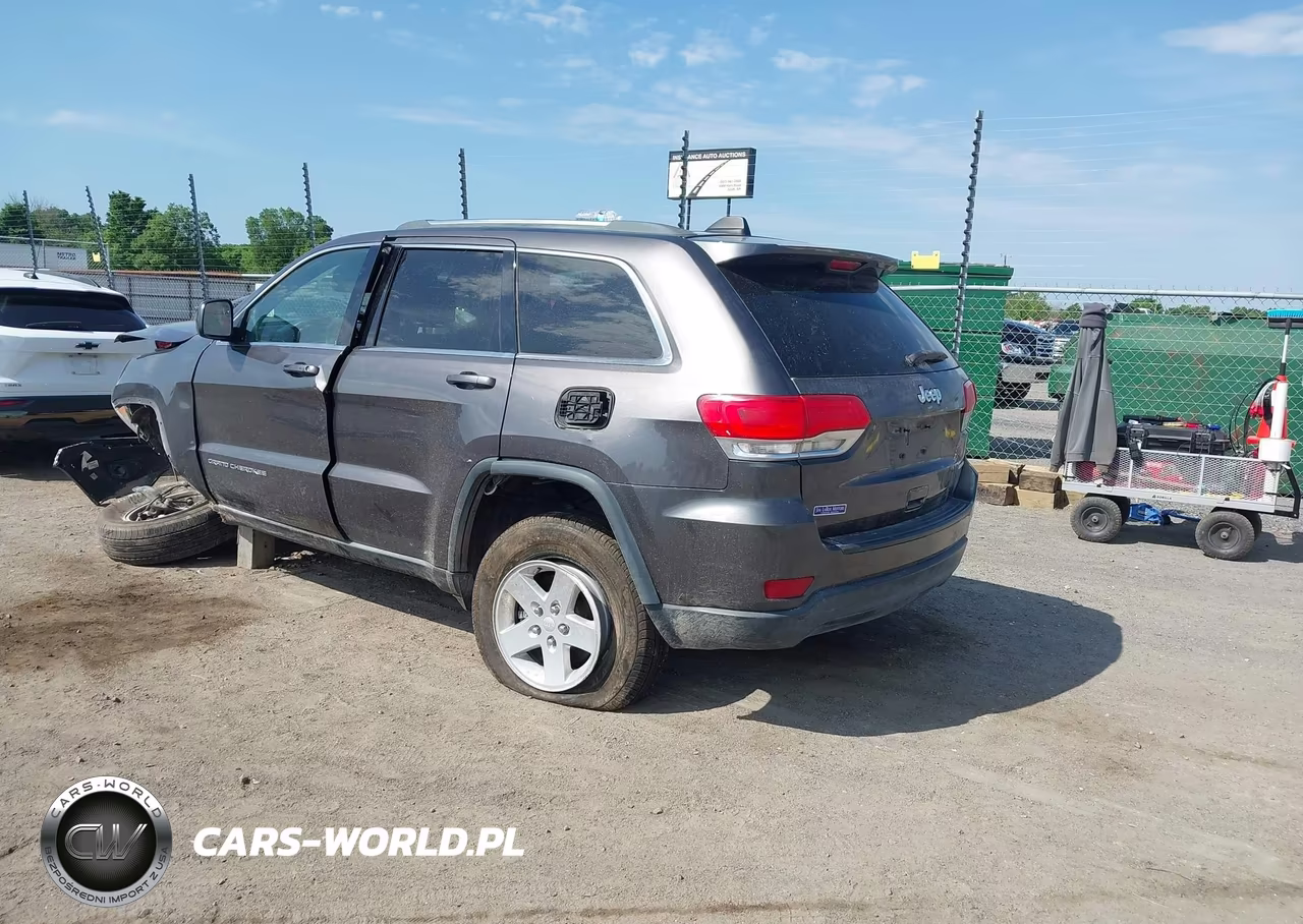 2014 Jeep Grand Cherokee Laredo VIN:1C4RJEAG1EC206950 - 3