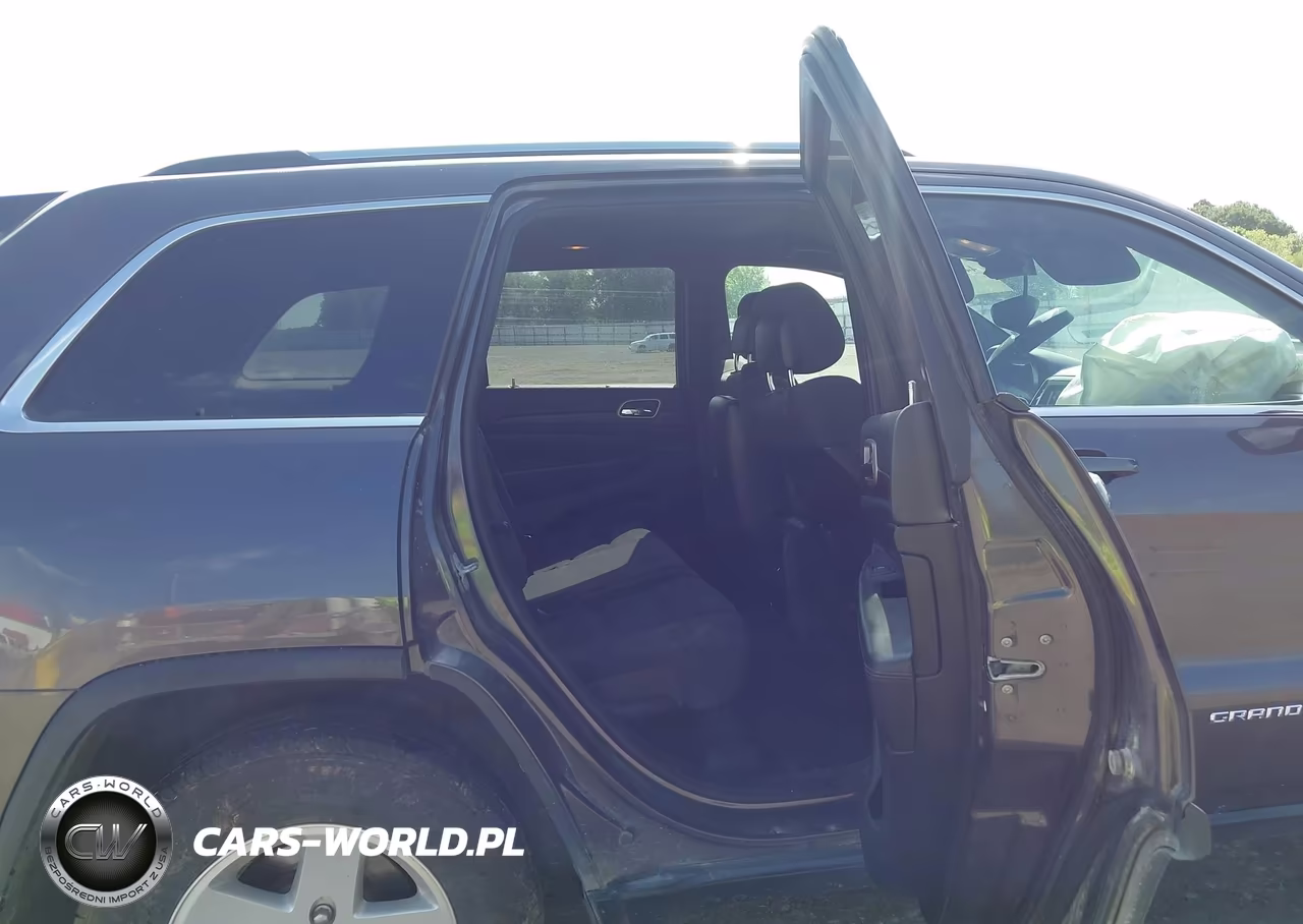 2014 Jeep Grand Cherokee Laredo VIN:1C4RJEAG1EC206950 - 8