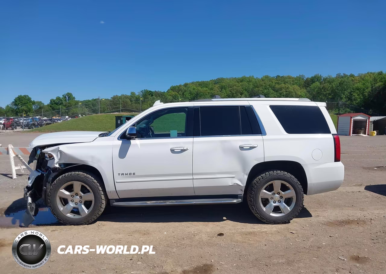 2018 Chevrolet Tahoe Premier VIN:1GNSKCKC2JR165340 - 14