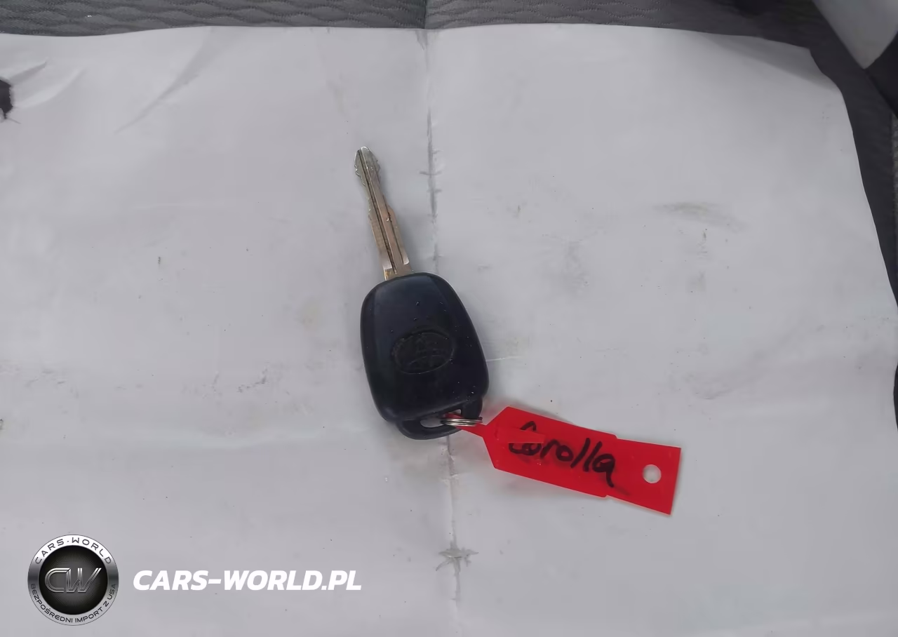 2017 Toyota Corolla Le VIN:2T1BURHEXHC924819 - 11