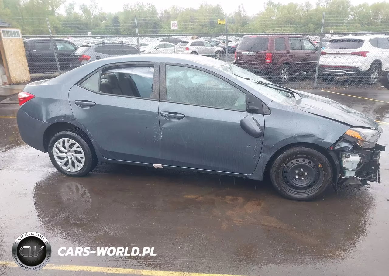 2017 Toyota Corolla Le VIN:2T1BURHEXHC924819 - 19