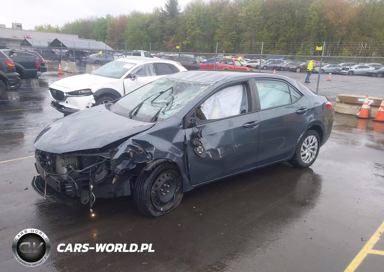2017 Toyota Corolla Le VIN:2T1BURHEXHC924819 - 2