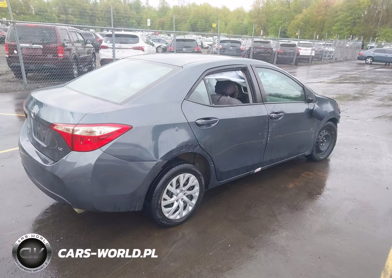 2017 Toyota Corolla Le VIN:2T1BURHEXHC924819 - 4