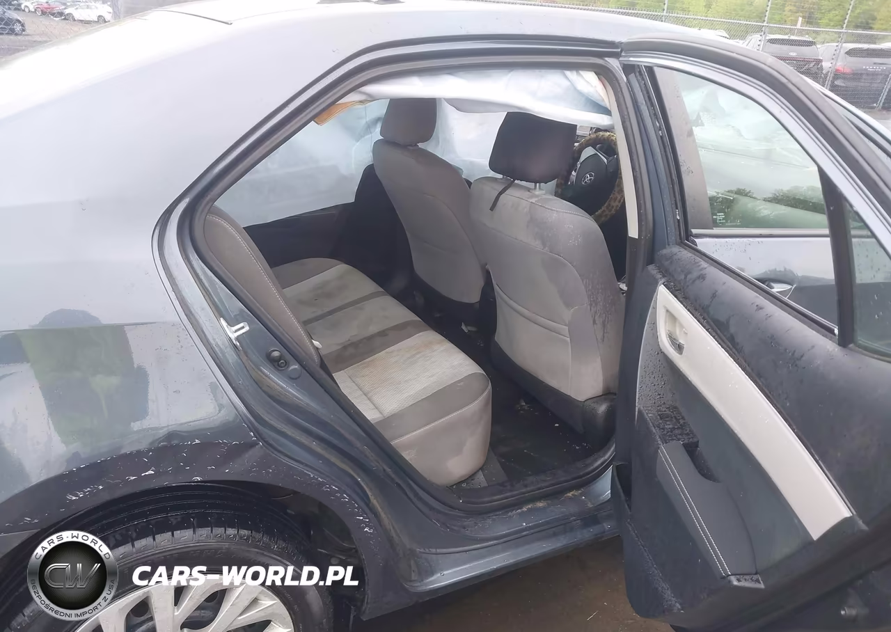 2017 Toyota Corolla Le VIN:2T1BURHEXHC924819 - 8
