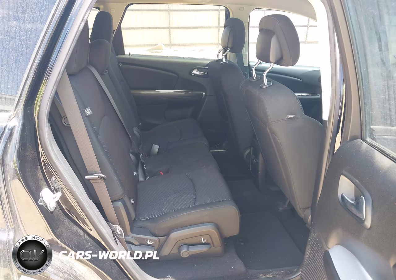 2019 Dodge Journey Se VIN:3C4PDCBB8KT860382 - 8