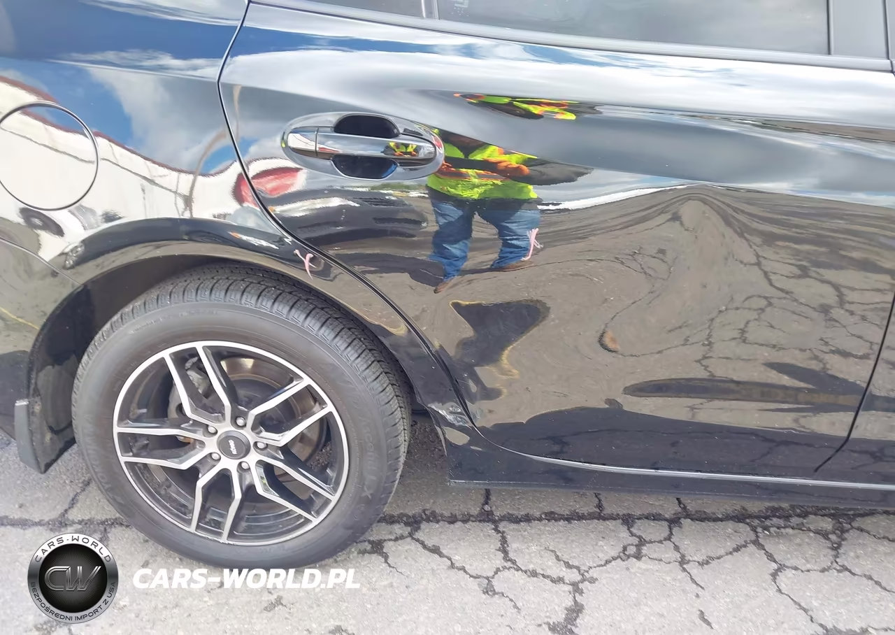 2018 Subaru Impreza 2.0I Premium VIN:4S3GKAD69J3606071 - 18