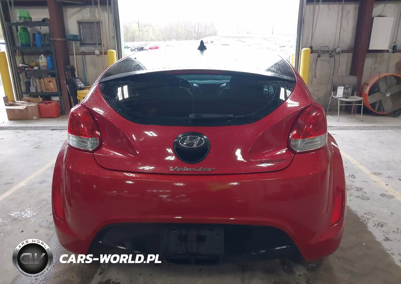 2012 Hyundai Veloster Base W-Gray VIN:KMHTC6AD2CU045877 - 16