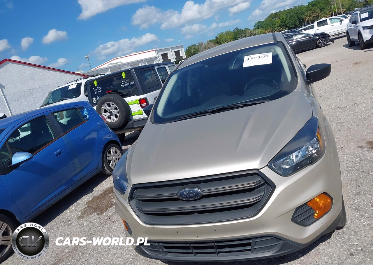 2018 Ford Escape S VIN:1FMCU0F70JUB35913 - 12