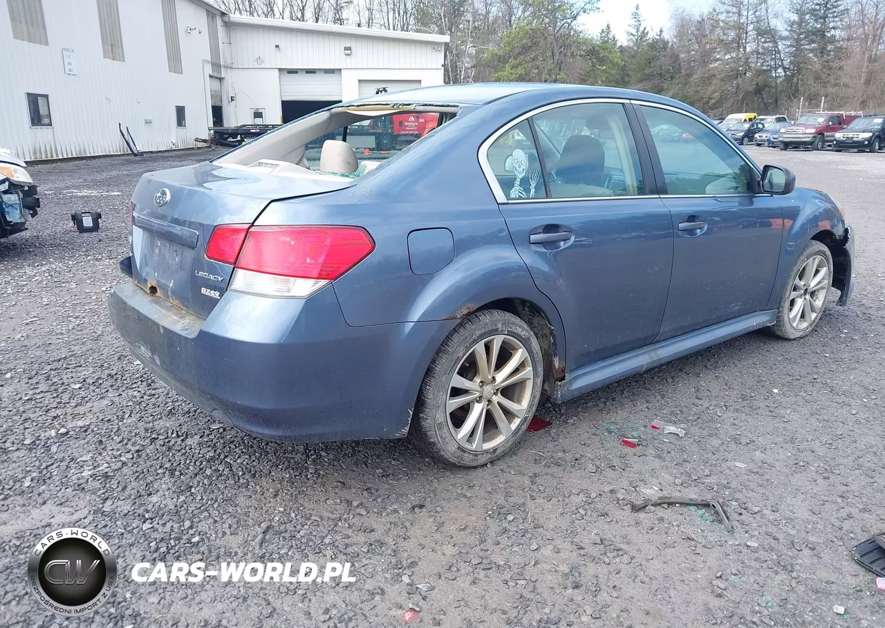 2013 Subaru Legacy 2.5I Premium VIN:4S3BMBC6XD3026408 - 4