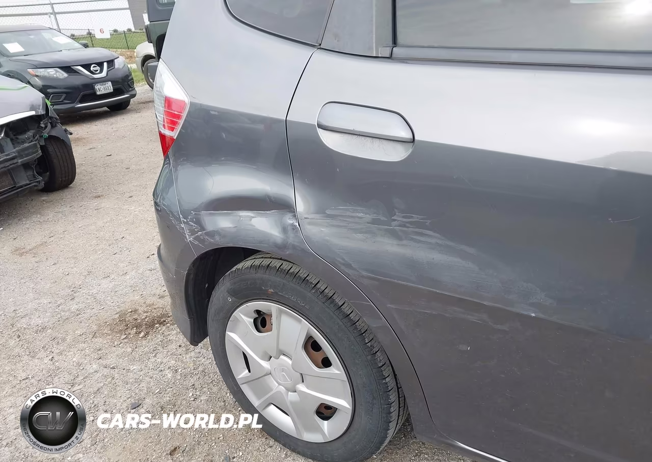 2012 Honda Fit VIN:JHMGE8H31CC008509 - 12