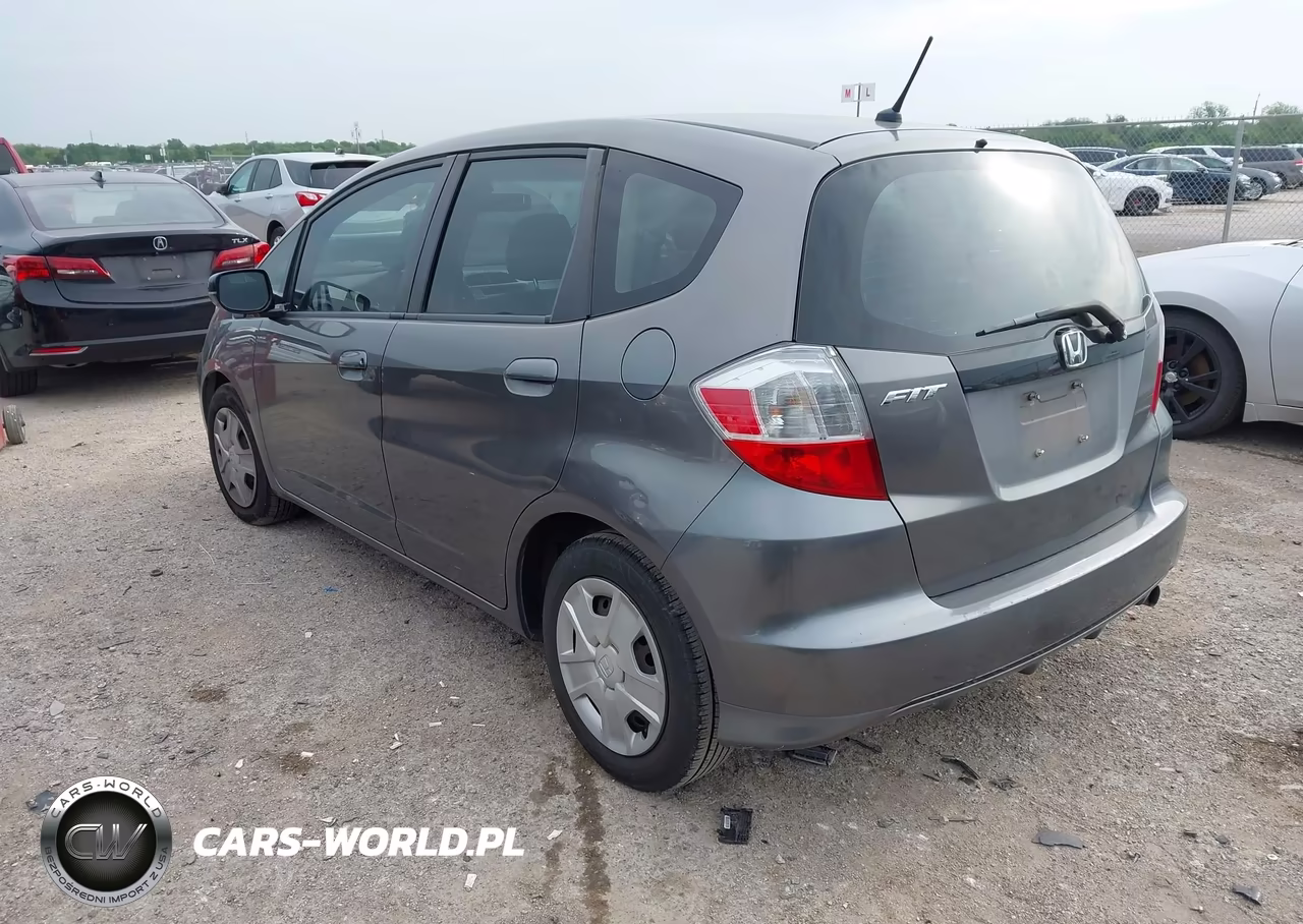 2012 Honda Fit VIN:JHMGE8H31CC008509 - 3