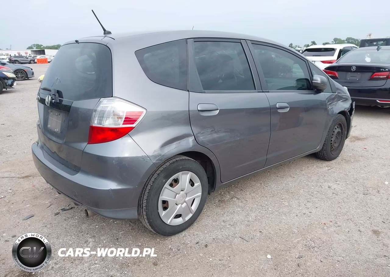 2012 Honda Fit VIN:JHMGE8H31CC008509 - 4