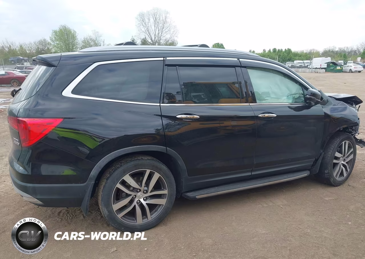 2017 Honda Pilot Touring VIN:5FNYF6H94HB037489 - 13