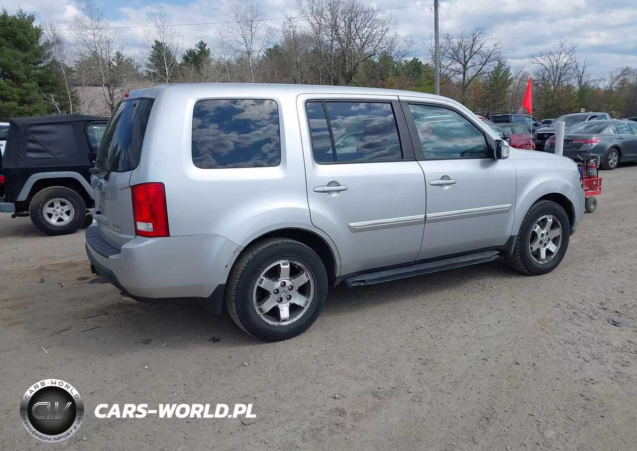 2011 Honda Pilot Touring VIN:5FNYF4H99BB092211 - 4