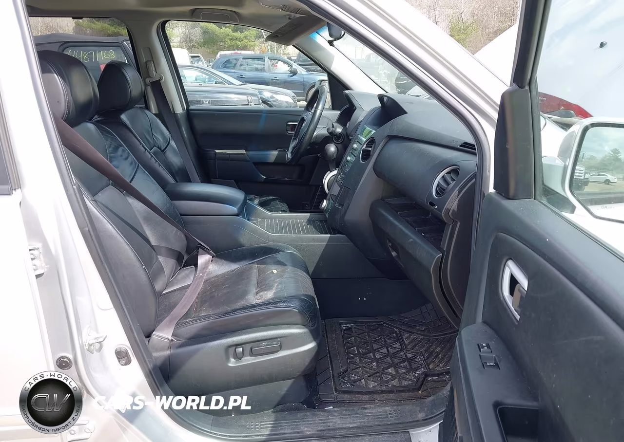2011 Honda Pilot Touring VIN:5FNYF4H99BB092211 - 5