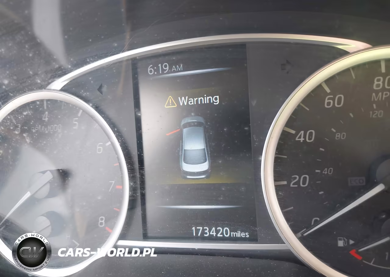 2018 Nissan Sentra S VIN:3N1AB7AP2JY249235 - 7