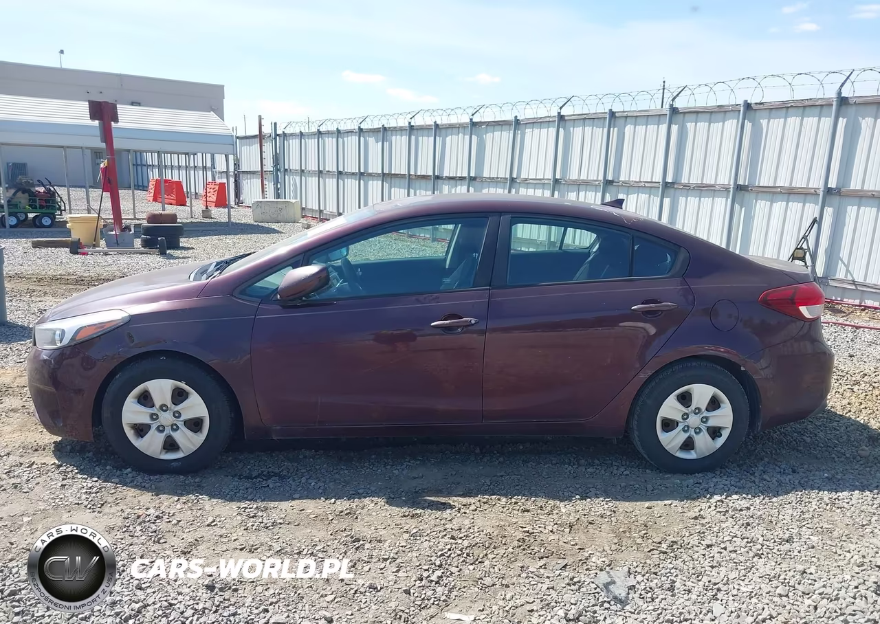 2017 Kia Forte Lx VIN:3KPFK4A78HE048324 - 14