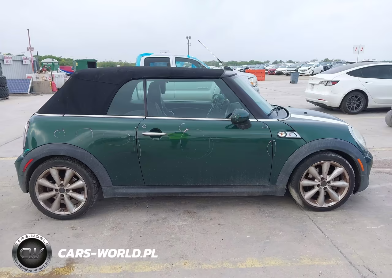 2013 Mini Convertible Cooper S VIN:WMWZP3C53DT705615 - 13